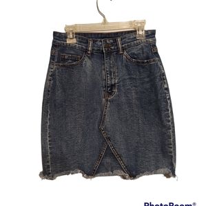 Guess Denim Skirt Size Small Mini Pencil Festival Boho Western Cowgirl Rodeo Y2K